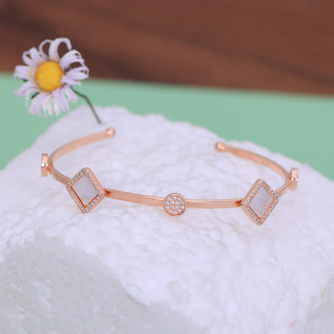 Rose Gold Rhombus with Round Shape Bracelet