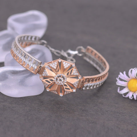 Rose Gold Flower Shape Bracelet