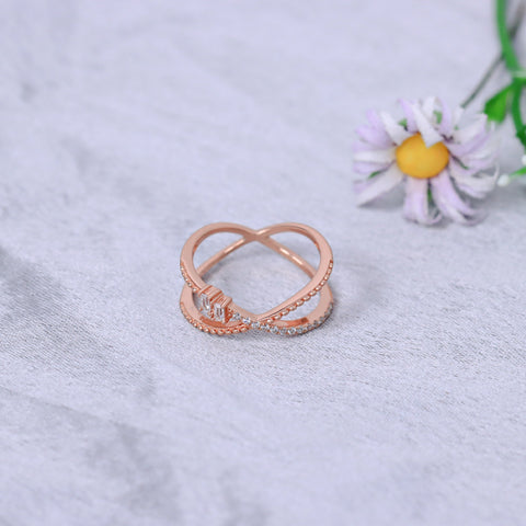 Rose Gold Criss Cross Ring