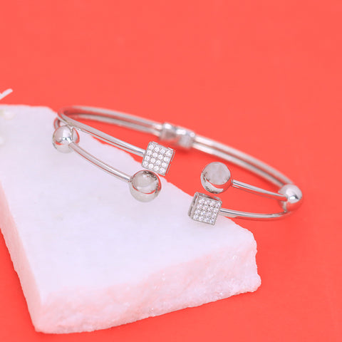 Silver Square And Circle  Bracelet