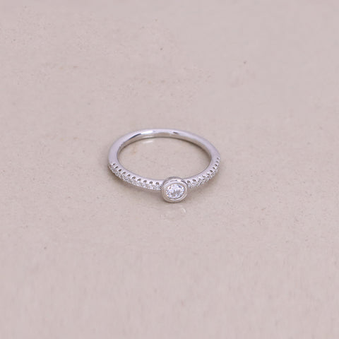 Silver Round Shape Box Fixed Diamond Ring for Girls