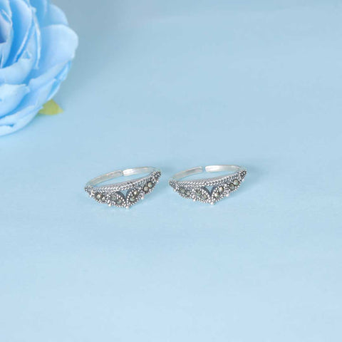 925 Sterling Silver Antique Leaf Toe Ring