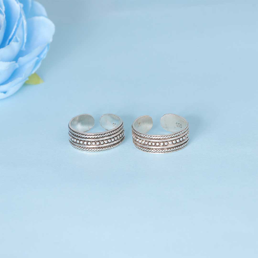 925 Sterling Silver Oxidized Dotted Toe Ring for Women