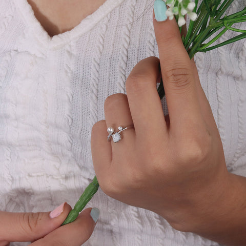 Timeless Floral Luxe Adjustable Finger Ring