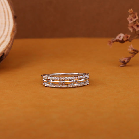 Twisted Silver Diamond Finger Ring