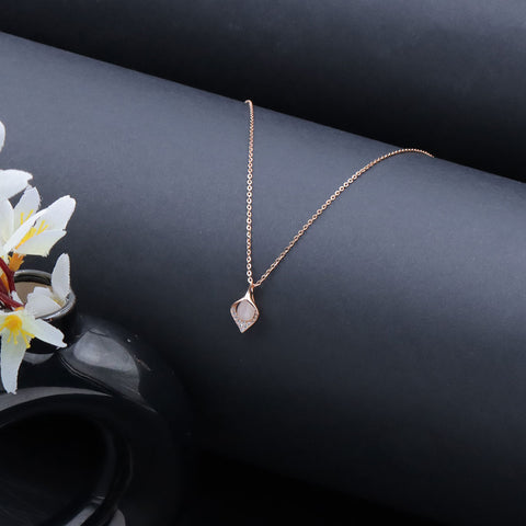 Quartz Drop Mother Of Pal Pendant Chain