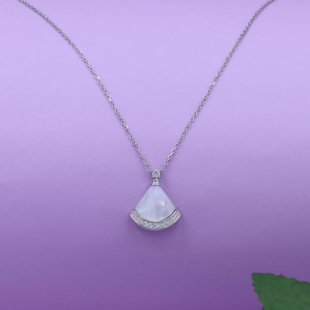 Silver Fan Mother of Pearl Diamond Pendant With Chain