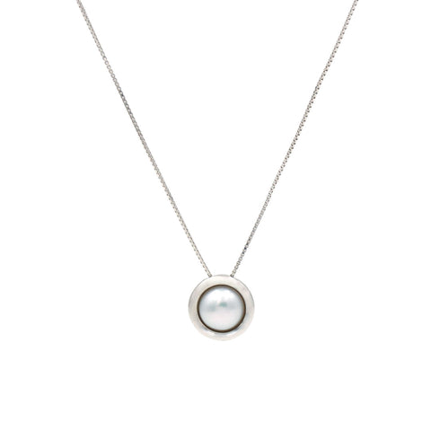 Silver Round Stud Pearl Pendant With Chain