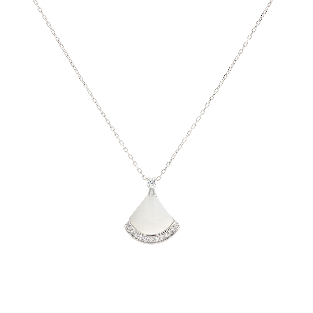 Silver fan mother of pearl diamond pendant with chain