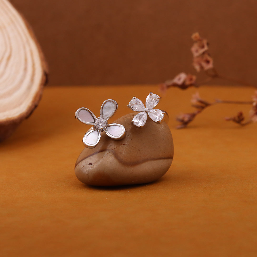 flower with White Stone-Studded Adjustable Finger Ring