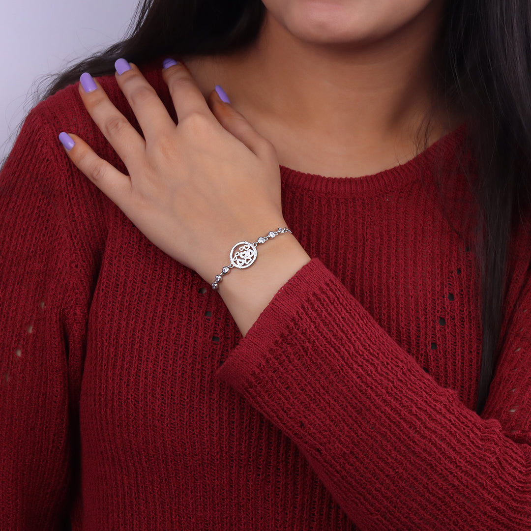 Women Sterling Silver Minimal Heart Studded Bracelet