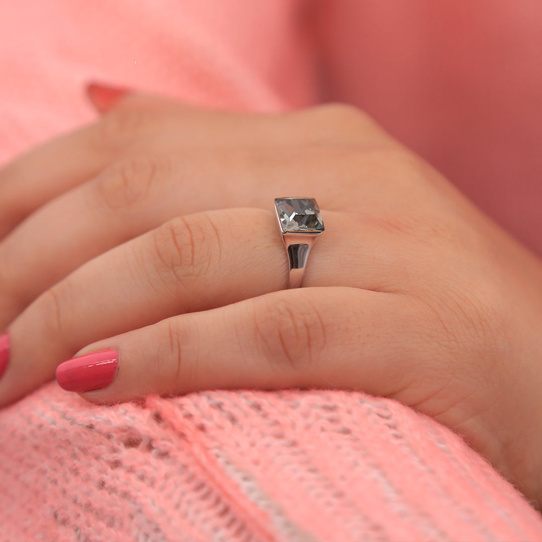 Silver Natural Green Emerald Cut Sapphire Square Ring