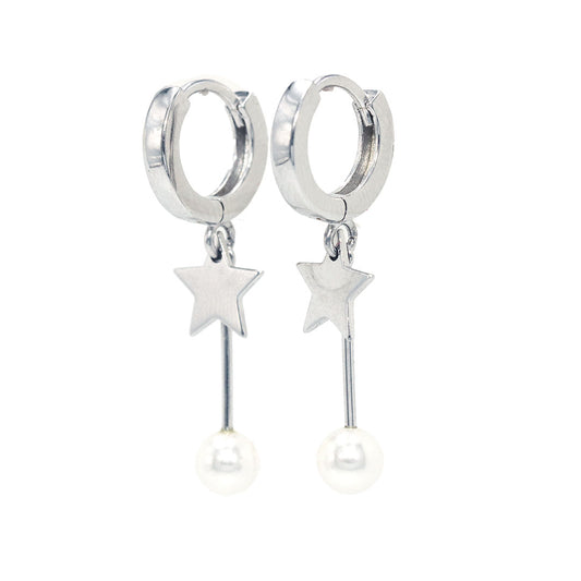 Silver hoops with hanging star and pearl earring