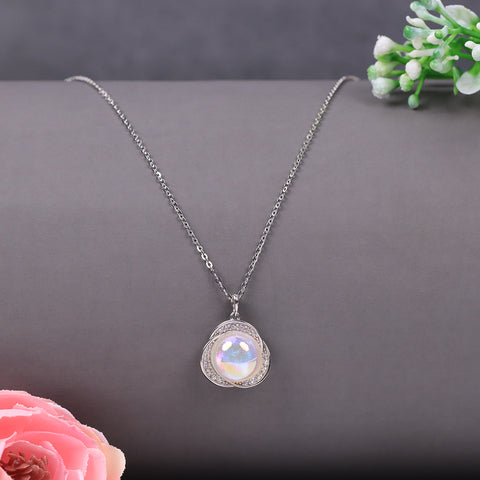 Cz Diamonds Studded Shiny Pearl Sterling Silver Pendant With Chain