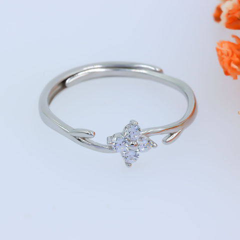 Small flower silver diamond ring