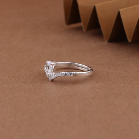 V Shape Ring With Adjustable Size