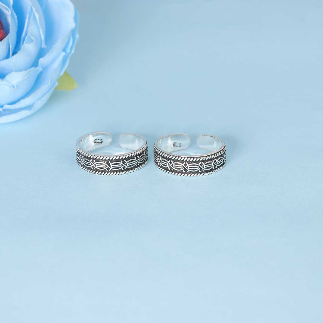 925 Sterling Silver Oxidized Pattern Toe Ring  for Women