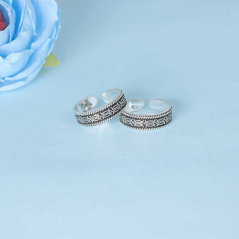 925 Sterling Silver Oxidized Pattern Toe Ring  for Women