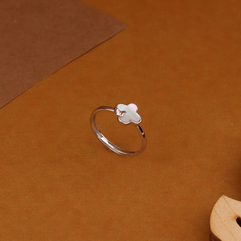 Clover Mother Of Pearl - Ring