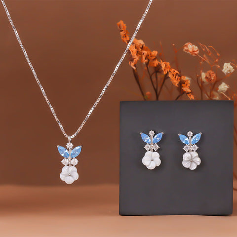 925 Silver Cubic Zirconia Dainty Flower Charm necklace