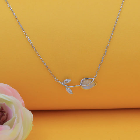 Silver Transparent Tulip Shape Flower With Leaf Pendant With Chain