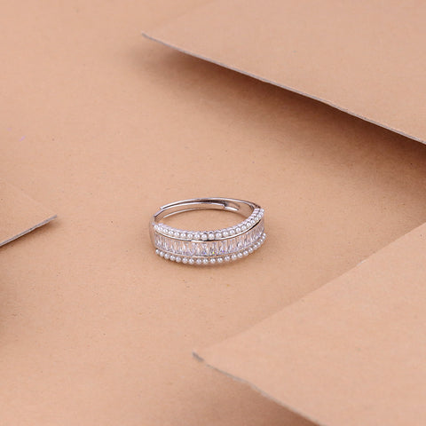 CZ-Studded Band Finger Ring
