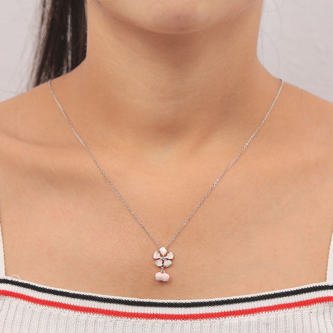 Silver Cream Shade Flower Pendant With Chain