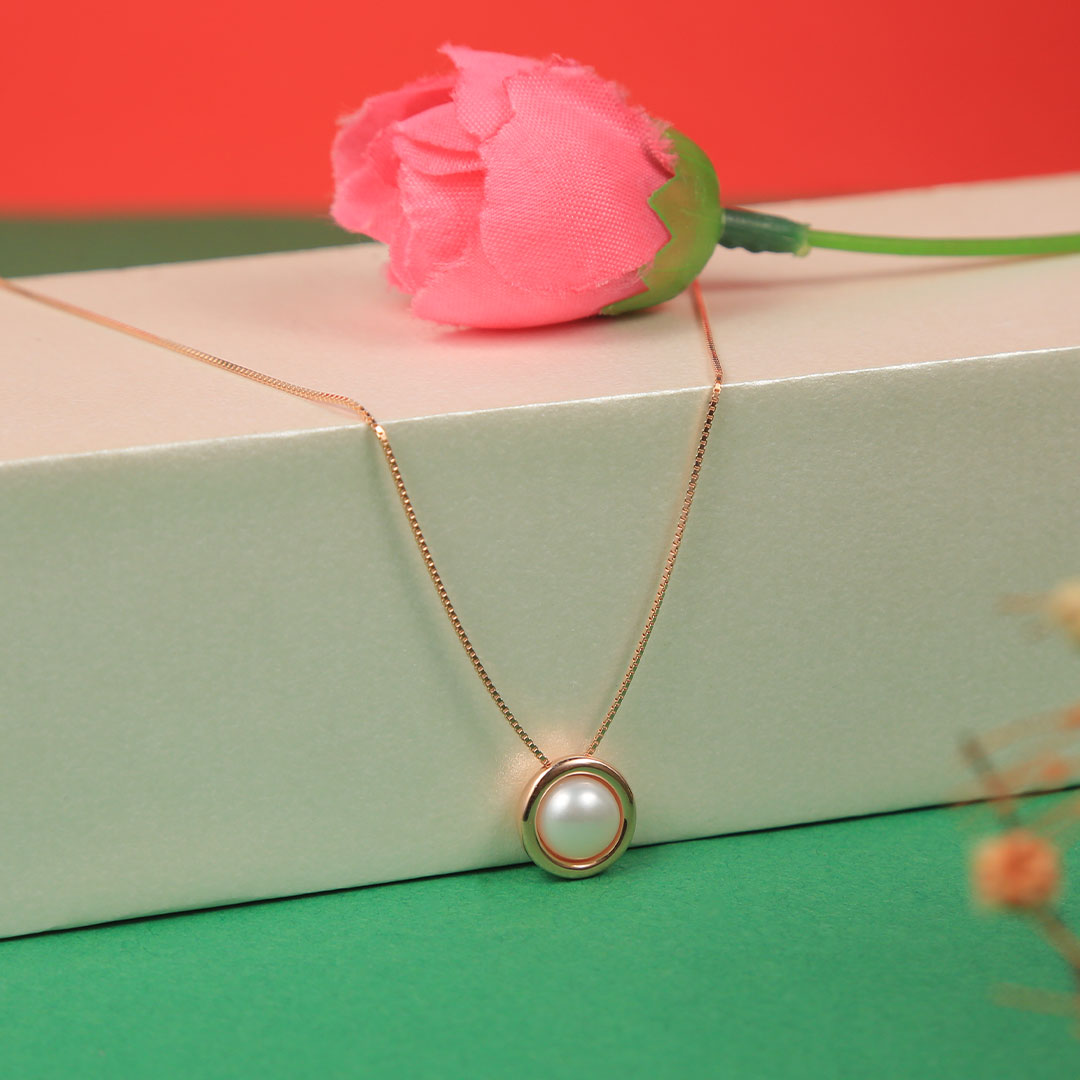 Rose Gold Round Stud Pearl Pendant With Chain