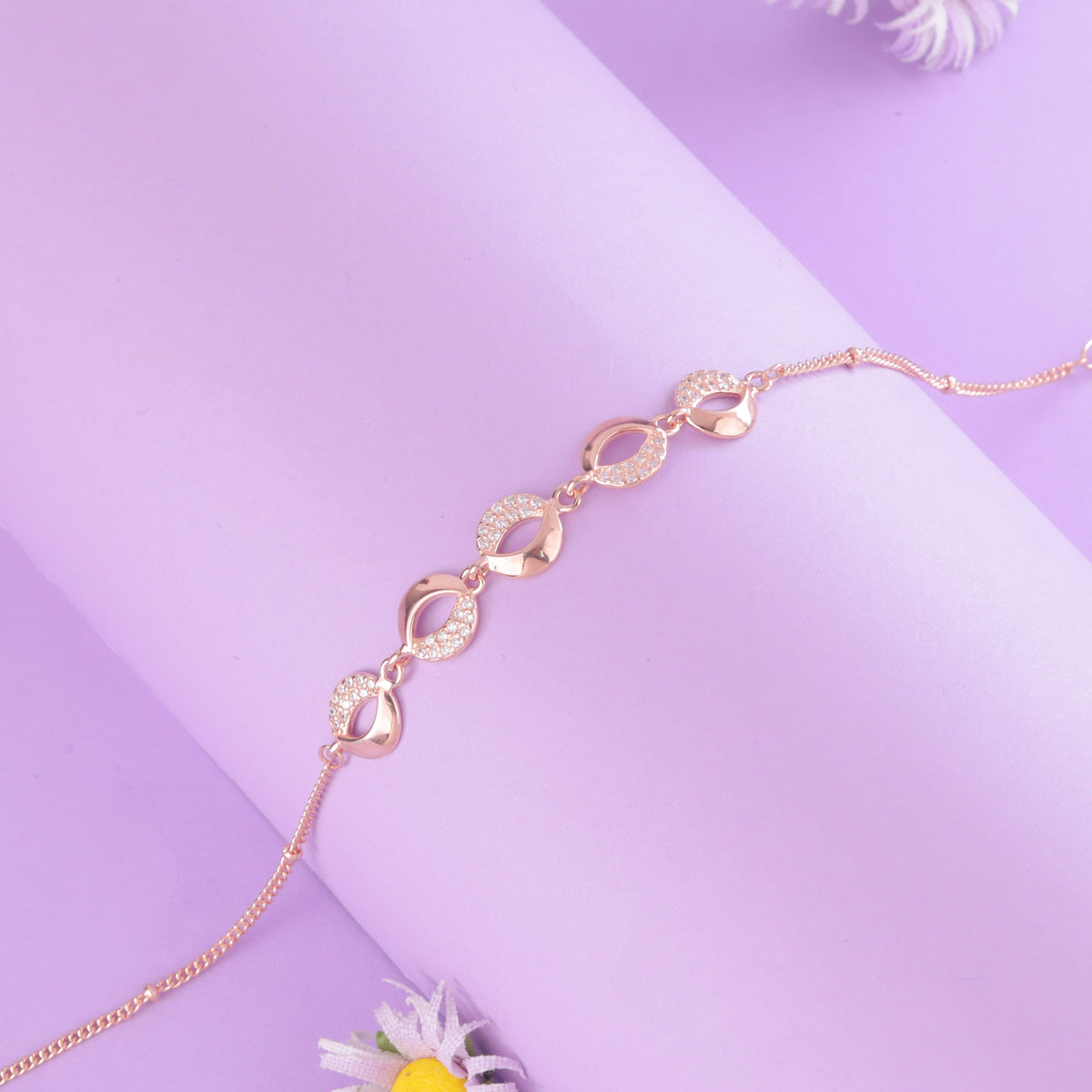 Rose Gold plated Infinity Link Bracelet for Women