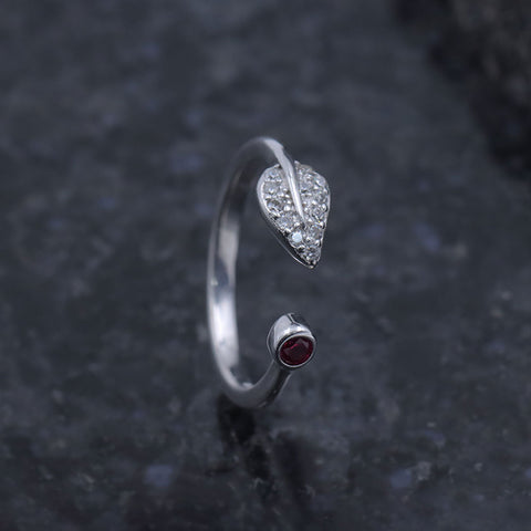 Stunning Silver Leaf Ring
