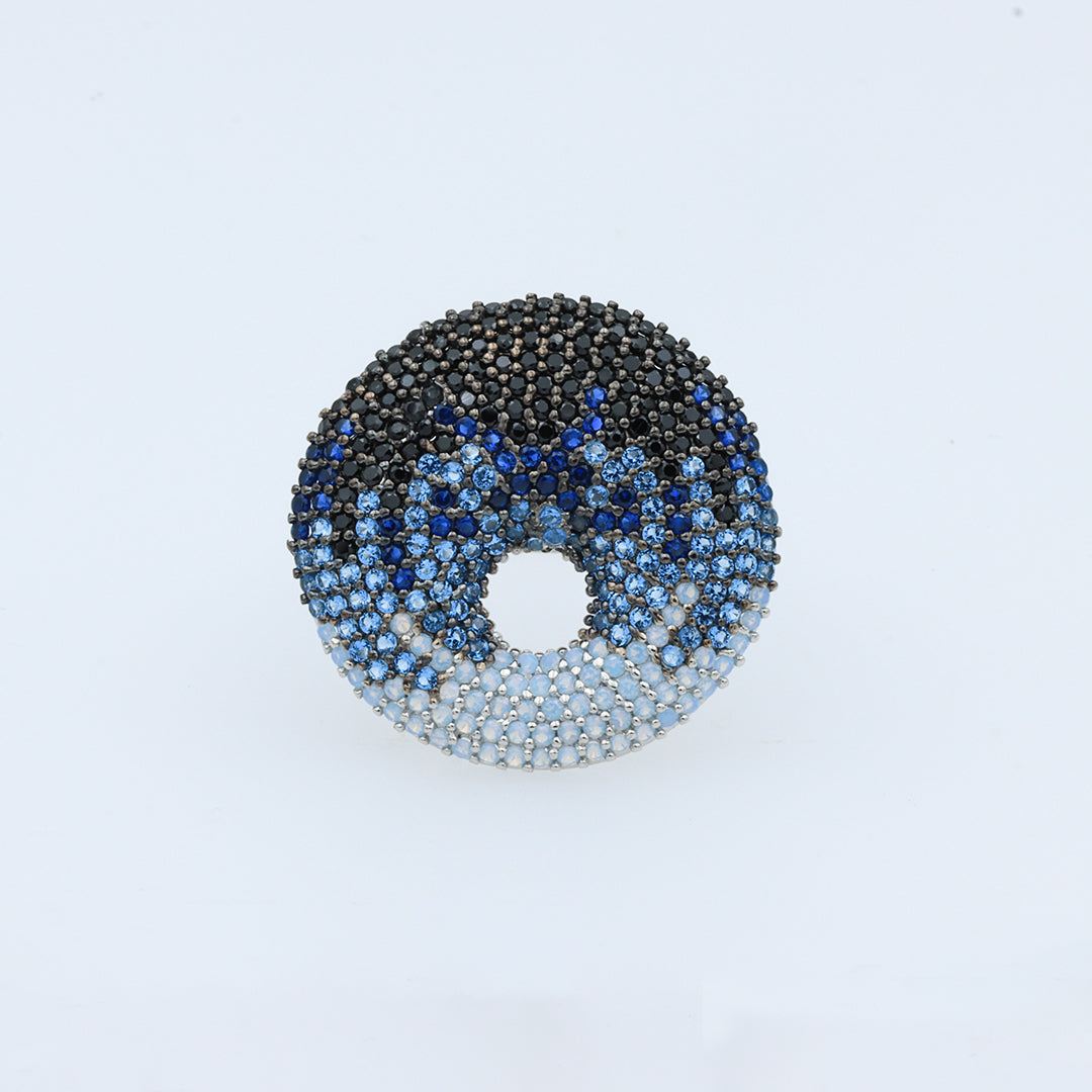 Silver round shape mixed blue color zircon stone transit ring
