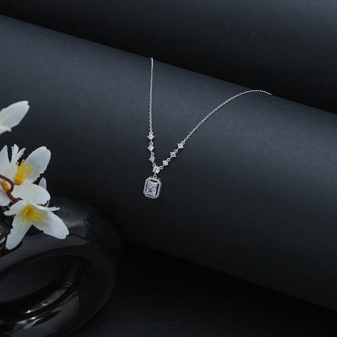 Diamond Solitaire Pendant With Chain