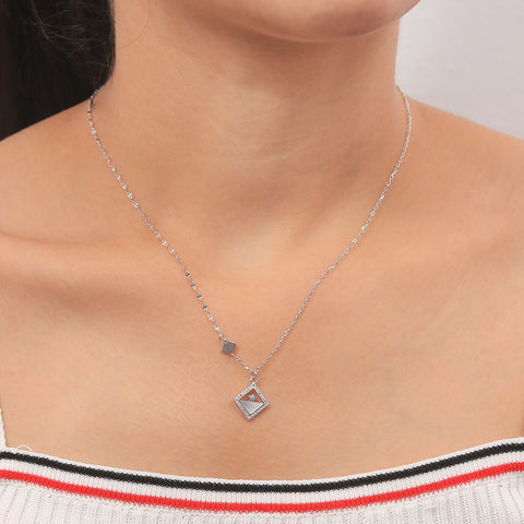 Silver Half Glitter Mother of Pearl With Detail Rhombus Pendant With Chain