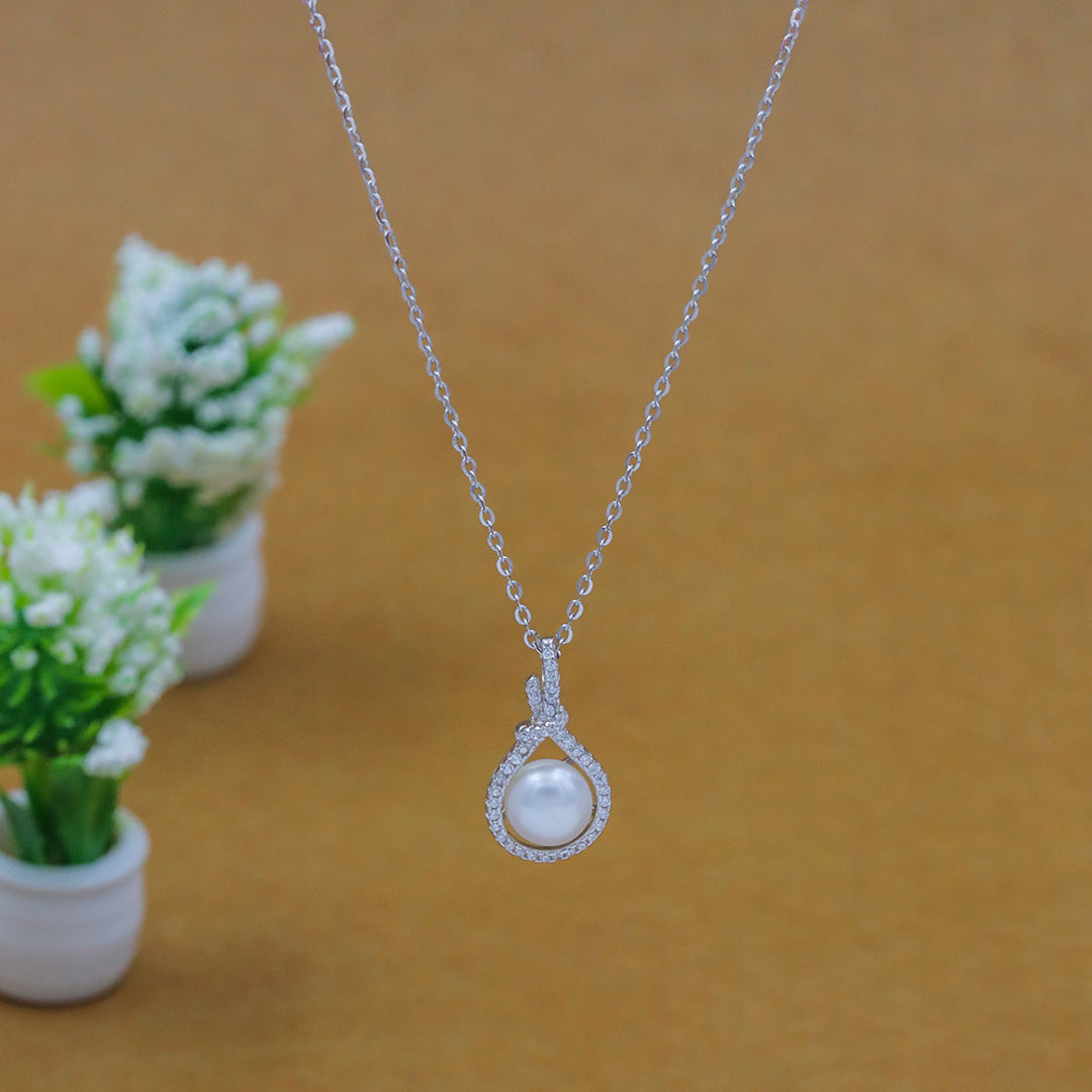 Silver Pearl Pendant Necklace