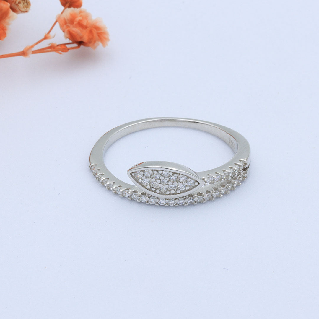 Leaf silver diamond ring