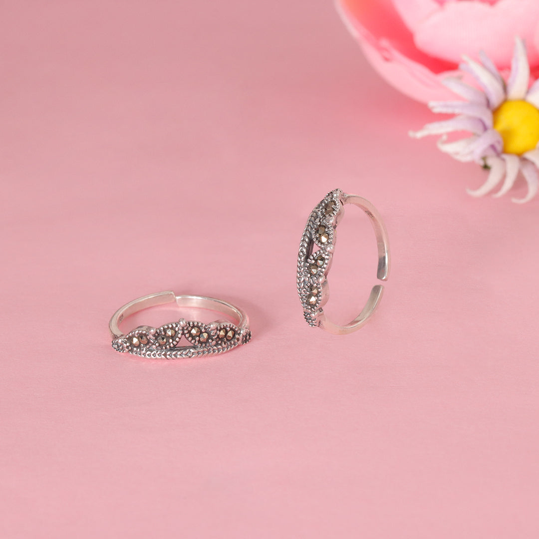925 Sterling Silver Antique Leaf Toe Ring