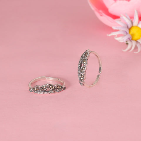 925 Sterling Silver Antique Leaf Toe Ring