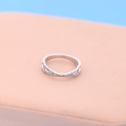 925 Silver Criss Cross Infinity Ladies Ring