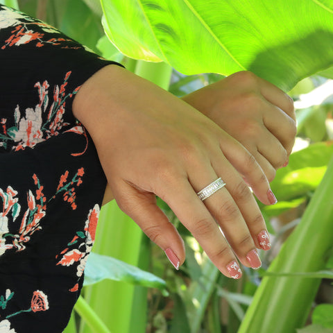 CZ-Studded Band Finger Ring