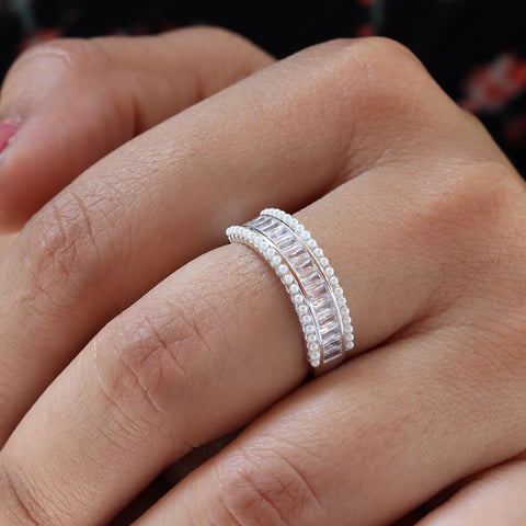 CZ-Studded Band Finger Ring