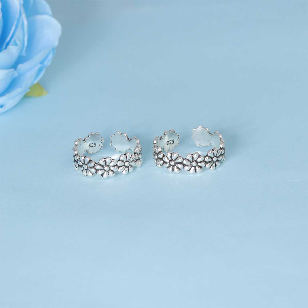 925 Sterling Silver Adjustable Oxidized Flower Toe Ring for Women