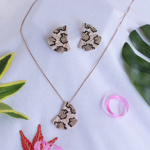 Rose gold shell shape leopard mark diamonds necklace with earring set