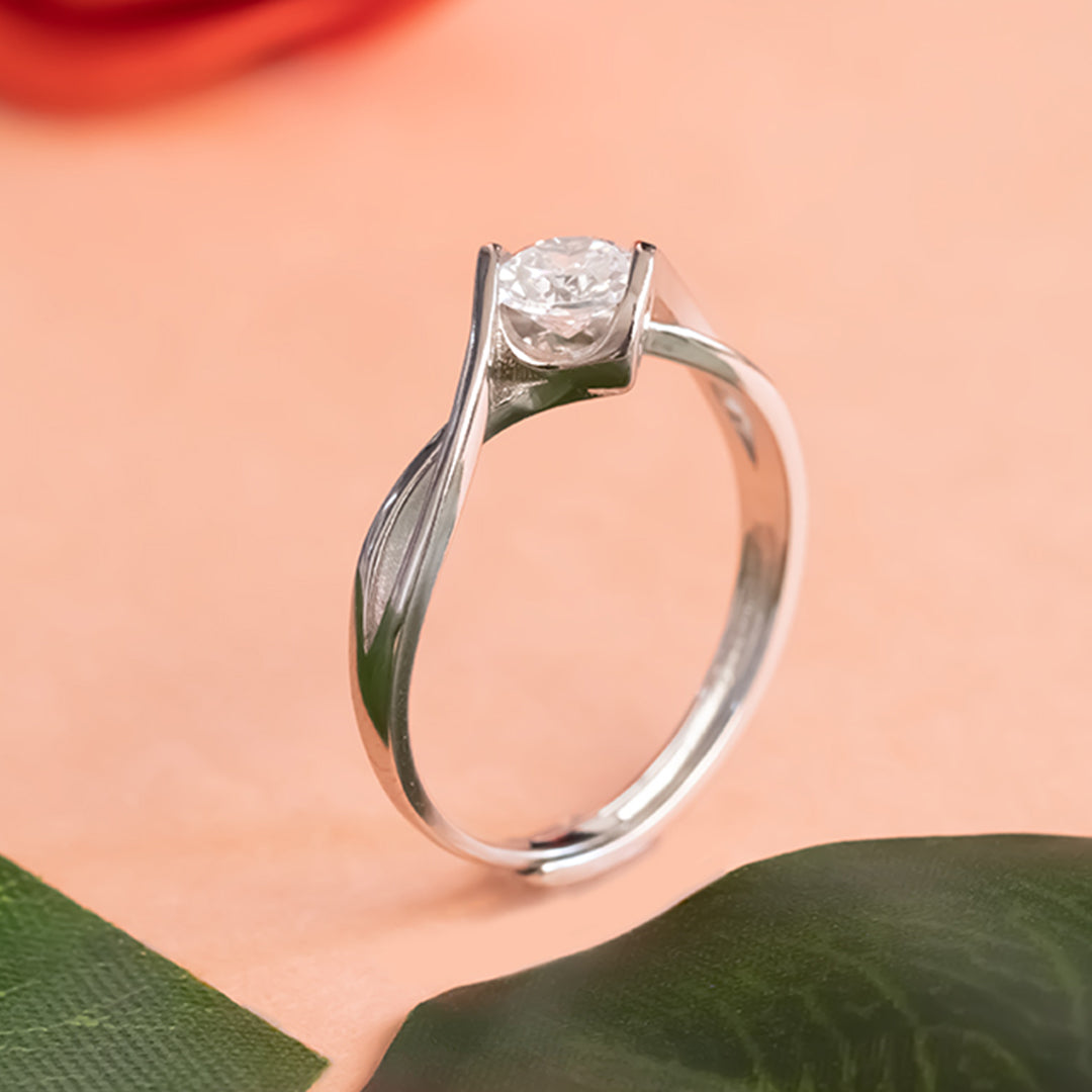 925 sterling silver heart shape diamond ring