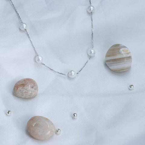 Silver white beads chain