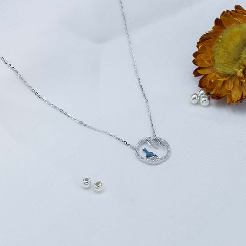 Silver round diamond with blue vase pendant with chain
