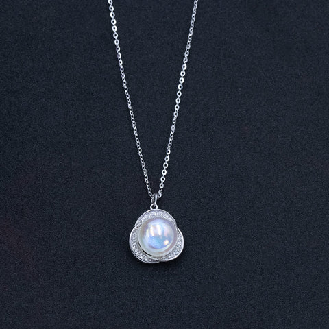 Cz Diamonds Studded Shiny Pearl Sterling Silver Pendant With Chain