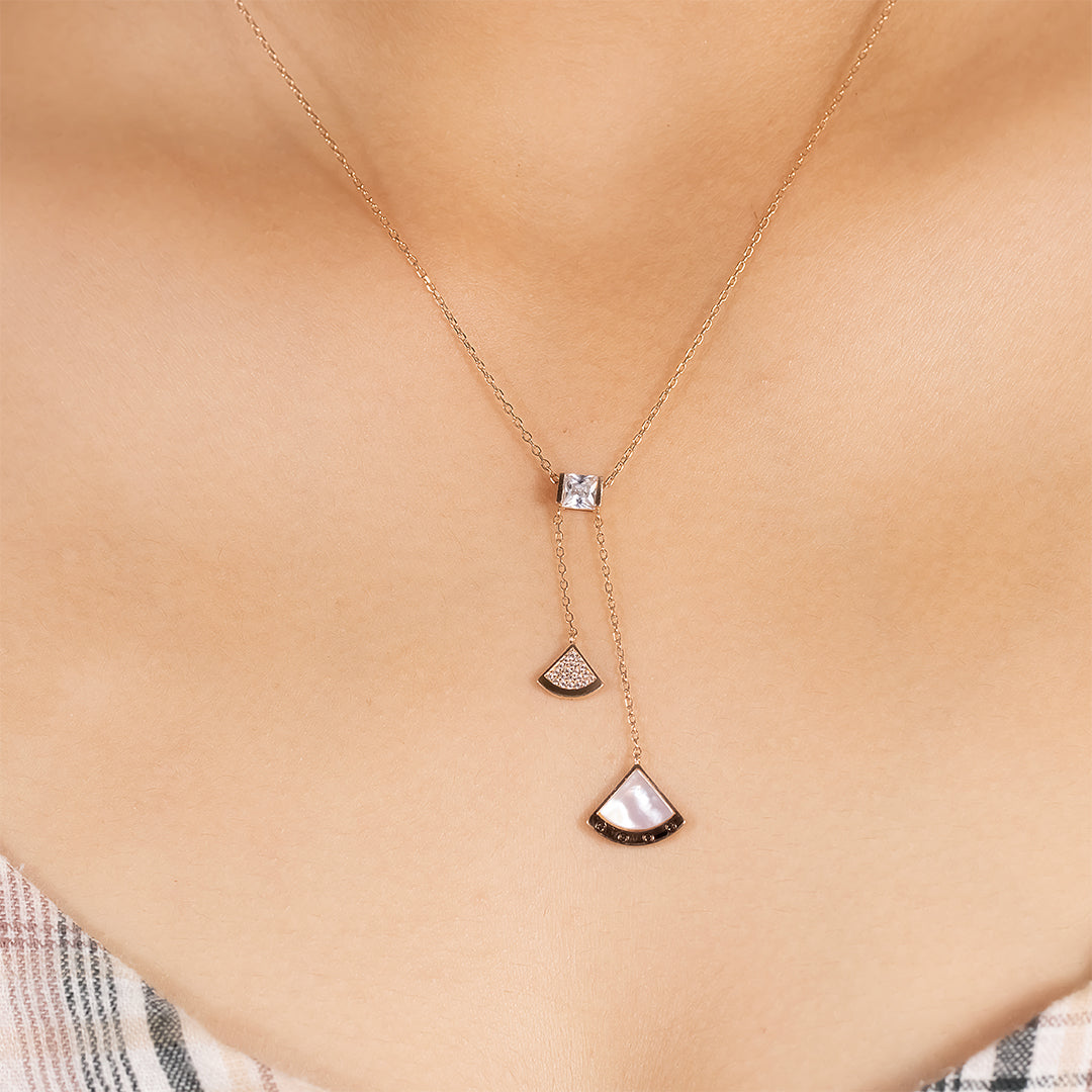 Rose gold dual shell shape diamond pendant with chain