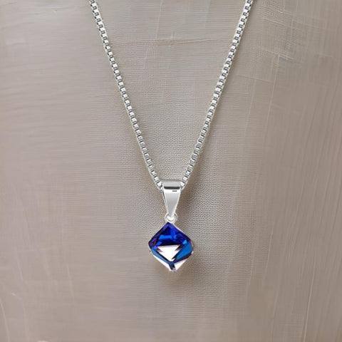 Color Change Blue Cube Pendant With Silver Chain