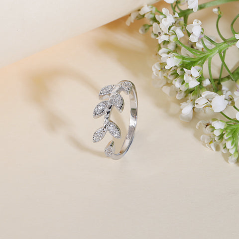 Silver leaf ring