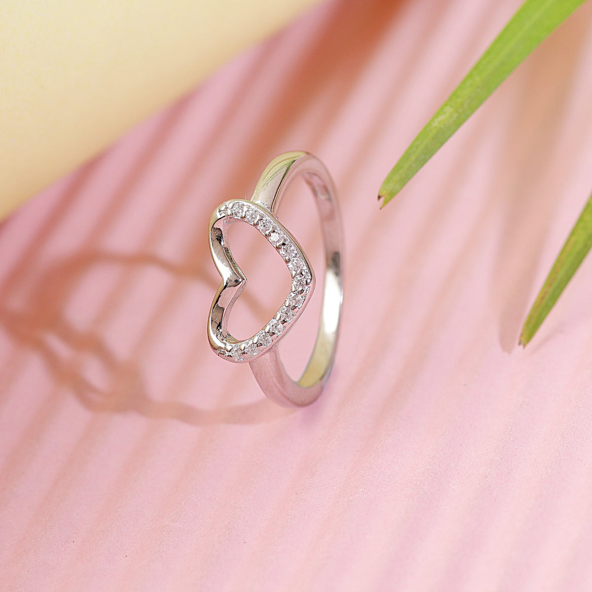 sterling silver heart shaped ring